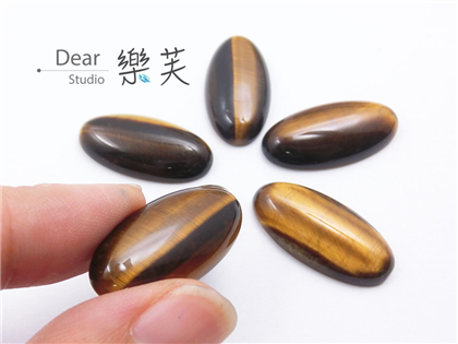 15*30*6.3mm長橢圓虎眼石