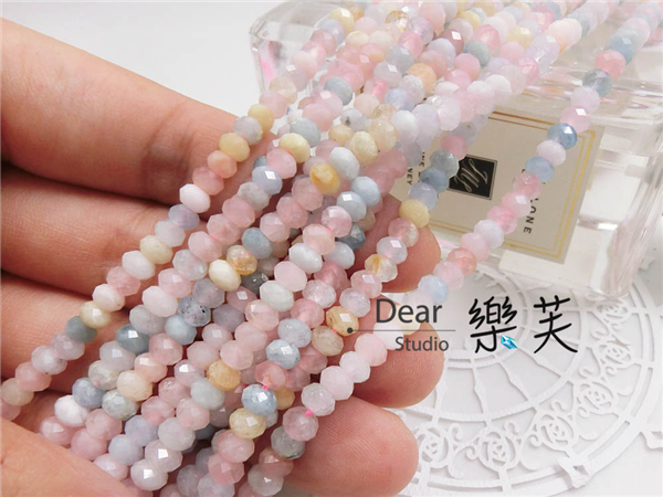 3*5mm摩根石切面扁珠珠串