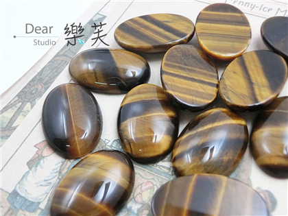 20*30*6mm橢圓蛋面虎眼石